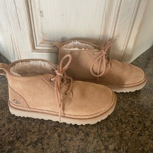 Womens Ugg Neumel